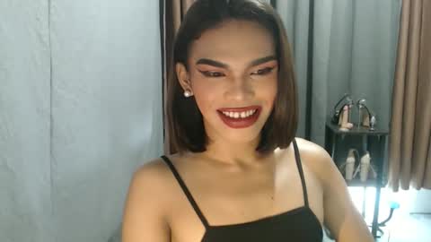 Snapshot of neomi_hardcock chatting on June 8, 2026, 7:47 pm neomi online show from June 8, 2026, 7:47 pm