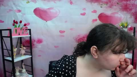 NeonilaLisova online show from April 26, 2026, 5:16 am