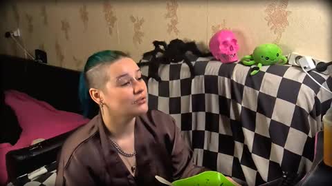 Snapshot of neonnectar_ chatting on November 30, 2025, 5:06 pm Ada online show from November 30, 2025, 5:06 pm