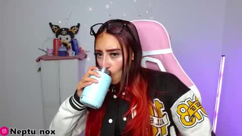 Neptu noxx online show from September 18, 2025, 5:20 am