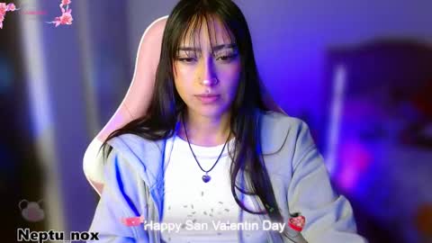 Neptu noxx online show from February 17, 2026, 4:20 am