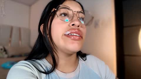 Snapshot of nerak_a chatting on January 20, 2025, 8:40 pm Helena Every Friday new video for my fan club loves online show from January 20, 2025, 8:40 pm