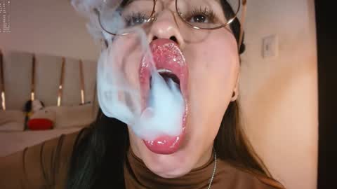 Helena    Every Friday new video for my fan club loves  online show from January 24, 2025, 9:15 pm