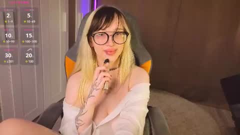 Snapshot of nerdy_freyua chatting on July 28, 2026, 8:52 pm Lina Liza Emily and Grace online show from July 28, 2026, 8:52 pm
