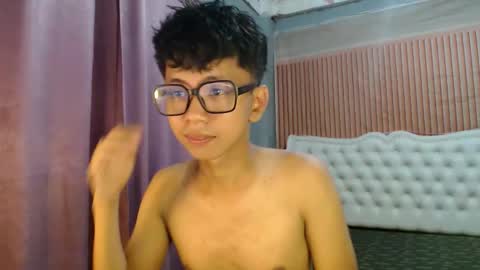 Ethan online show from June 7, 2026, 9:51 pm