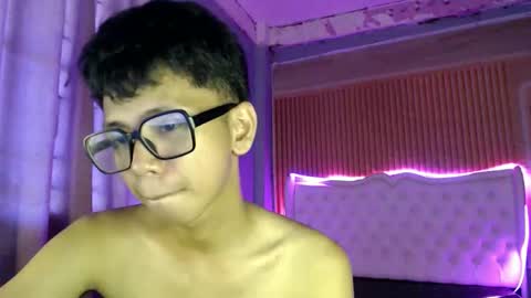 Ethan online show from June 11, 2026, 2:53 am