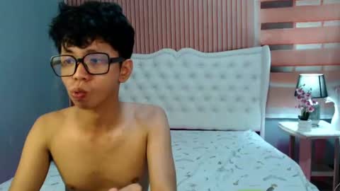 Ethan online show from July 31, 2026, 4:23 am