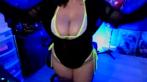 Snapshot of nerdybody chatting on December 13, 2025, 9:09 pm NerdyBody online show from December 13, 2025, 9:09 pm