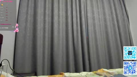 Snapshot of nerenuu_ chatting on June 10, 2026, 11:24 pm Nessa online show from June 10, 2026, 11:24 pm
