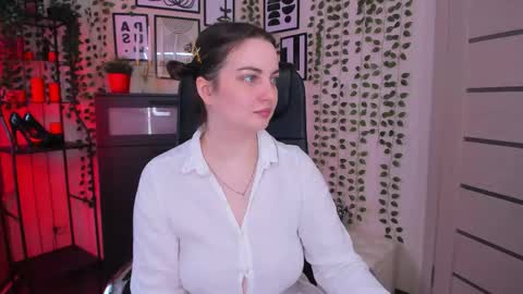 nero_asta online show from April 30, 2026, 10:54 am
