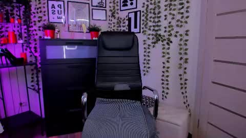Snapshot of nero_asta chatting on August 6, 2026, 11:34 am nero_asta online show from August 6, 2026, 11:34 am