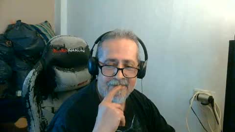 neron401 online show from May 1, 2026, 4:11 pm