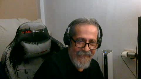 Snapshot of neron401 chatting on July 24, 2026, 1:47 am neron401 online show from July 24, 2026, 1:47 am