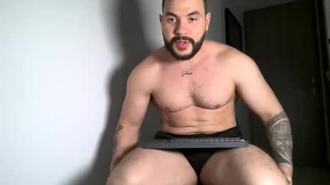 Snapshot of neron_xxl chatting on January 15, 2026, 2:16 am neron XXL online show from January 15, 2026, 2:16 am