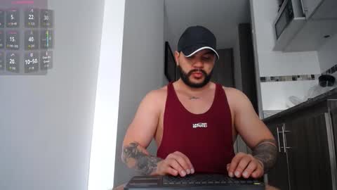 Snapshot of neron_xxl chatting on February 12, 2026, 12:22 pm neron XXL online show from February 12, 2026, 12:22 pm