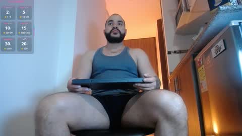 Snapshot of neron_xxl chatting on February 14, 2026, 8:11 am neron XXL online show from February 14, 2026, 8:11 am