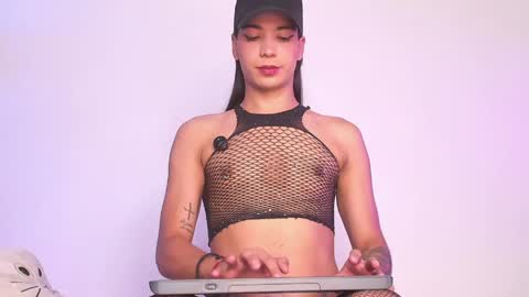 Aleja online show from May 1, 2026, 9:41 pm