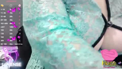 neslihan online show from February 9, 2026, 4:33 pm