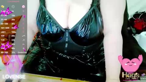 Snapshot of neslihan35 chatting on May 15, 2026, 9:27 am neslihan online show from May 15, 2026, 9:27 am