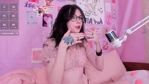 Nessa online show from February 4, 2026, 9:48 am