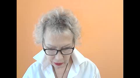 NessyJenixs online show from October 11, 2025, 8:13 am