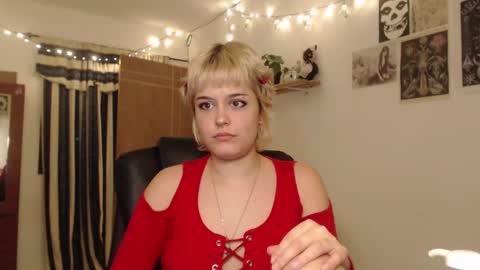 Snapshot of neurotic_witch chatting on March 1, 2025, 8:56 am Mar online show from March 1, 2025, 8:56 am