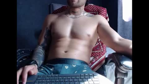 neuttron online show from October 27, 2025, 6:56 pm