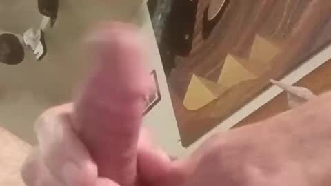 nevbry2020 online show from November 21, 2025, 8:07 pm