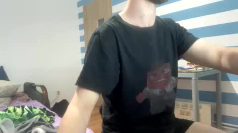 Mark online show from March 11, 2026, 11:44 pm