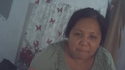 Snapshot of new_jenny chatting on April 9, 2026, 5:18 am new_jenny online show from April 9, 2026, 5:18 am