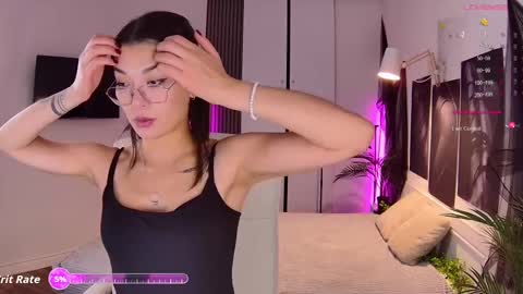 Snapshot of new_meow chatting on October 18, 2025, 7:20 am Alice online show from October 18, 2025, 7:20 am