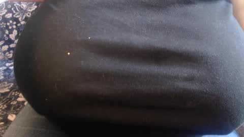 Lilly  online show from February 21, 2025, 2:06 pm