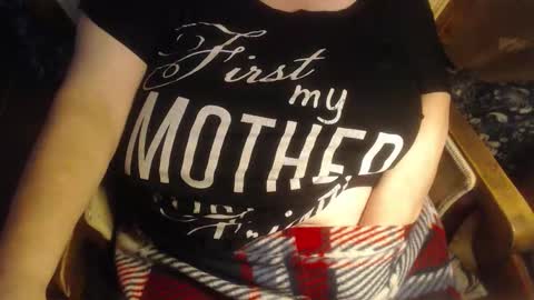 Lilly  online show from December 22, 2025, 5:10 pm