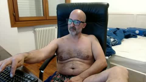 Snapshot of new_simi_74 chatting on June 3, 2026, 6:24 pm simi online show from June 3, 2026, 6:24 pm