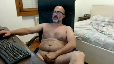 Snapshot of new_simi_74 chatting on June 14, 2026, 5:59 pm simi online show from June 14, 2026, 5:59 pm