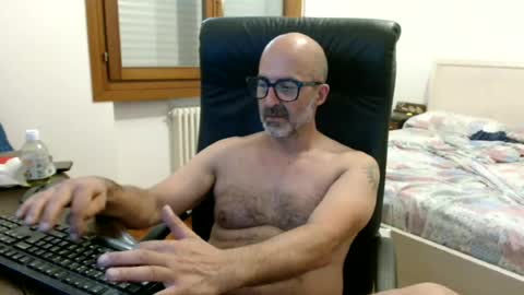 Snapshot of new_simi_74 chatting on June 23, 2026, 6:28 pm simi online show from June 23, 2026, 6:28 pm