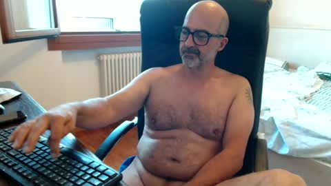 Snapshot of new_simi_74 chatting on July 5, 2026, 3:45 am simi online show from July 5, 2026, 3:45 am