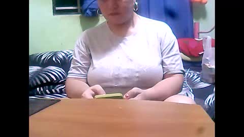 mariapaula online show from February 4, 2025, 3:04 pm