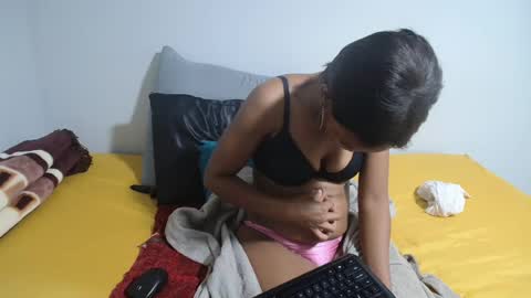 newbootyxx online show from July 13, 2026, 6:22 pm