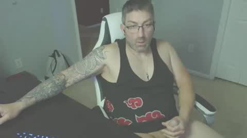 Snapshot of newevo chatting on May 26, 2026, 1:23 am newevo online show from May 26, 2026, 1:23 am