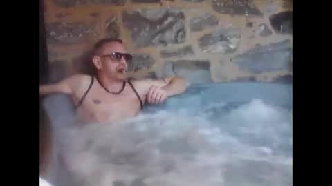 newfun11 online show from December 22, 2024, 8:14 pm