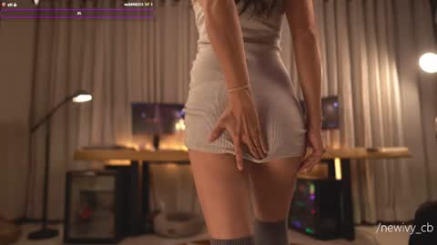 Snapshot of newivy chatting on July 8, 2026, 10:47 pm Ivy online show from July 8, 2026, 10:47 pm