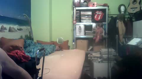 Snapshot of newsexerciser chatting on December 4, 2024, 7:23 pm the hole wold is very horny online show from December 4, 2024, 7:23 pm