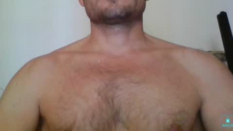 Snapshot of newtyguy90 chatting on December 24, 2024, 10:33 am newtyguy90 online show from December 24, 2024, 10:33 am