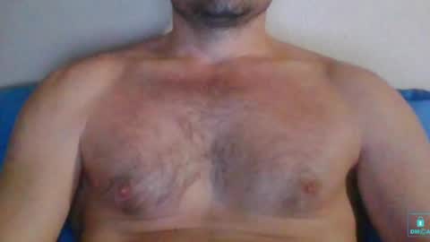 Snapshot of newtyguy90 chatting on January 15, 2025, 6:33 am newtyguy90 online show from January 15, 2025, 6:33 am