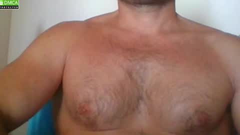 Snapshot of newtyguy90 chatting on September 28, 2025, 1:38 pm newtyguy90 online show from September 28, 2025, 1:38 pm