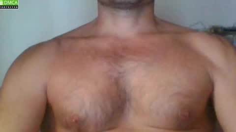 Snapshot of newtyguy90 chatting on October 17, 2025, 8:06 am newtyguy90 online show from October 17, 2025, 8:06 am