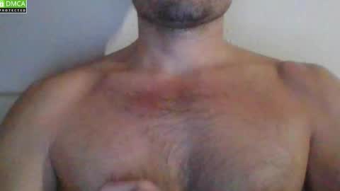 Snapshot of newtyguy90 chatting on December 14, 2025, 3:39 pm newtyguy90 online show from December 14, 2025, 3:39 pm