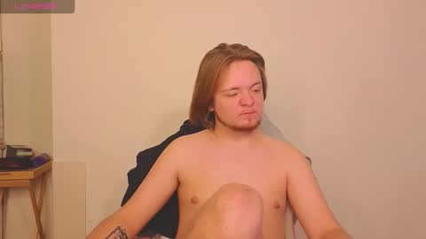 Snapshot of nexxxusme chatting on March 10, 2026, 12:15 am nexxxusme online show from March 10, 2026, 12:15 am