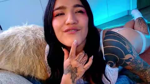 Snapshot of neytiri_san chatting on May 1, 2026, 5:39 pm Valery Gonzales online show from May 1, 2026, 5:39 pm